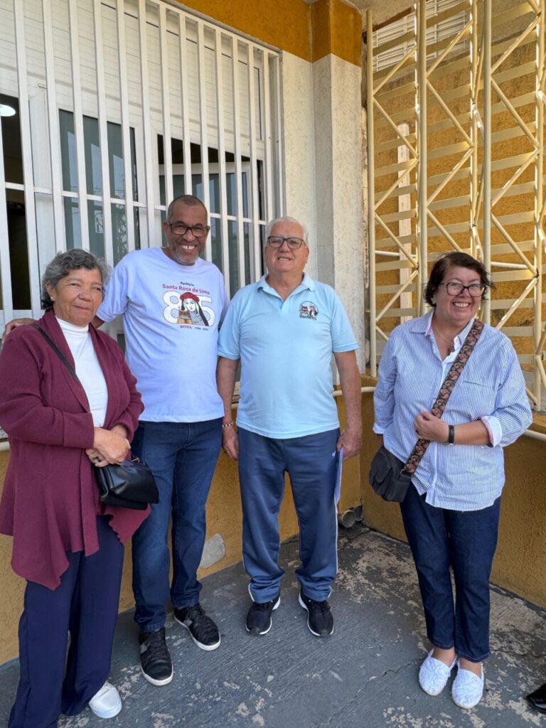 Dom Odilo dedica a igreja e consagra o altar da Paróquia Santa Rosa de Lima - Jornal O São Paulo