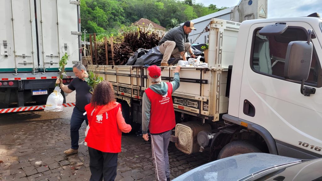 Projetos da Cáritas Brasileira levam dignidade e alimentação saudável a populações vulneráveis - Jornal O São Paulo