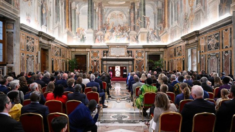 Leão XIV: que a lei esteja a serviço da dignidade humana - Jornal O São Paulo