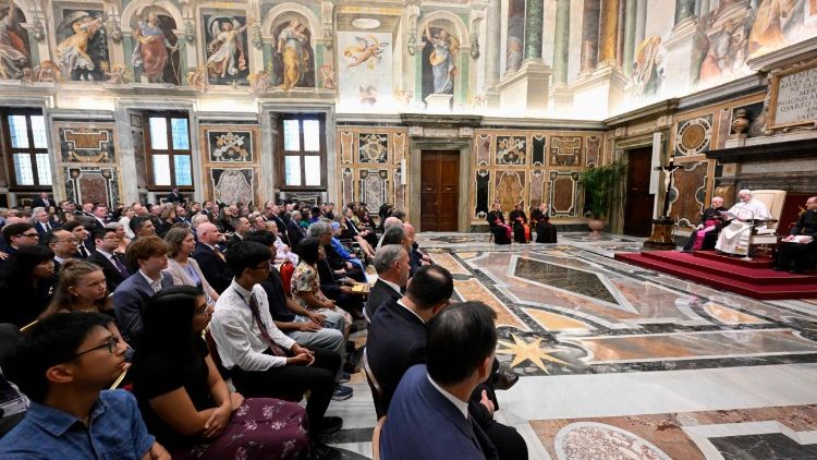 Leão XIV: que a lei esteja a serviço da dignidade humana - Jornal O São Paulo