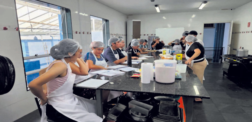 Capacitação transforma vida de migrantes e refugiados em São Paulo