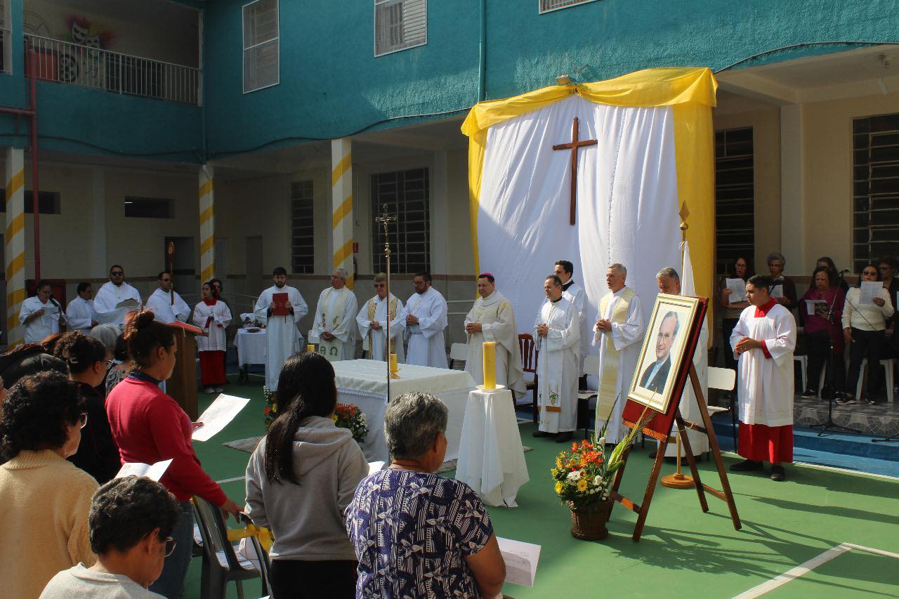 Região Belém recorda os 19 anos do falecimento de Dom Luciano Mendes - Jornal O São Paulo