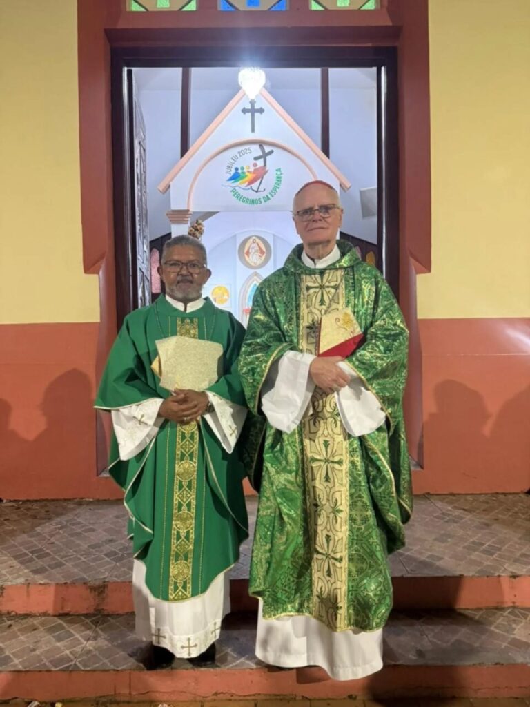 Cardeal Scherer faz visita missionária à Prelazia de Tefé (AM) - Jornal O São Paulo