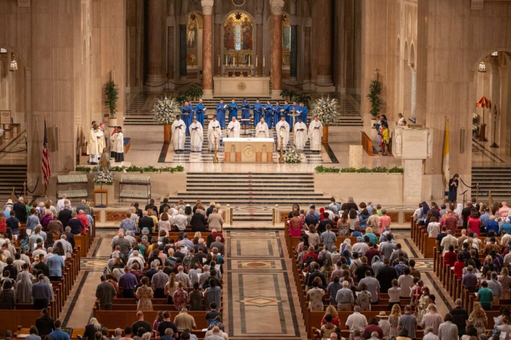 Maior basílica dos Estados Unidos tem mais de 80 capelas dedicadas à Virgem Maria - Jornal O São Paulo