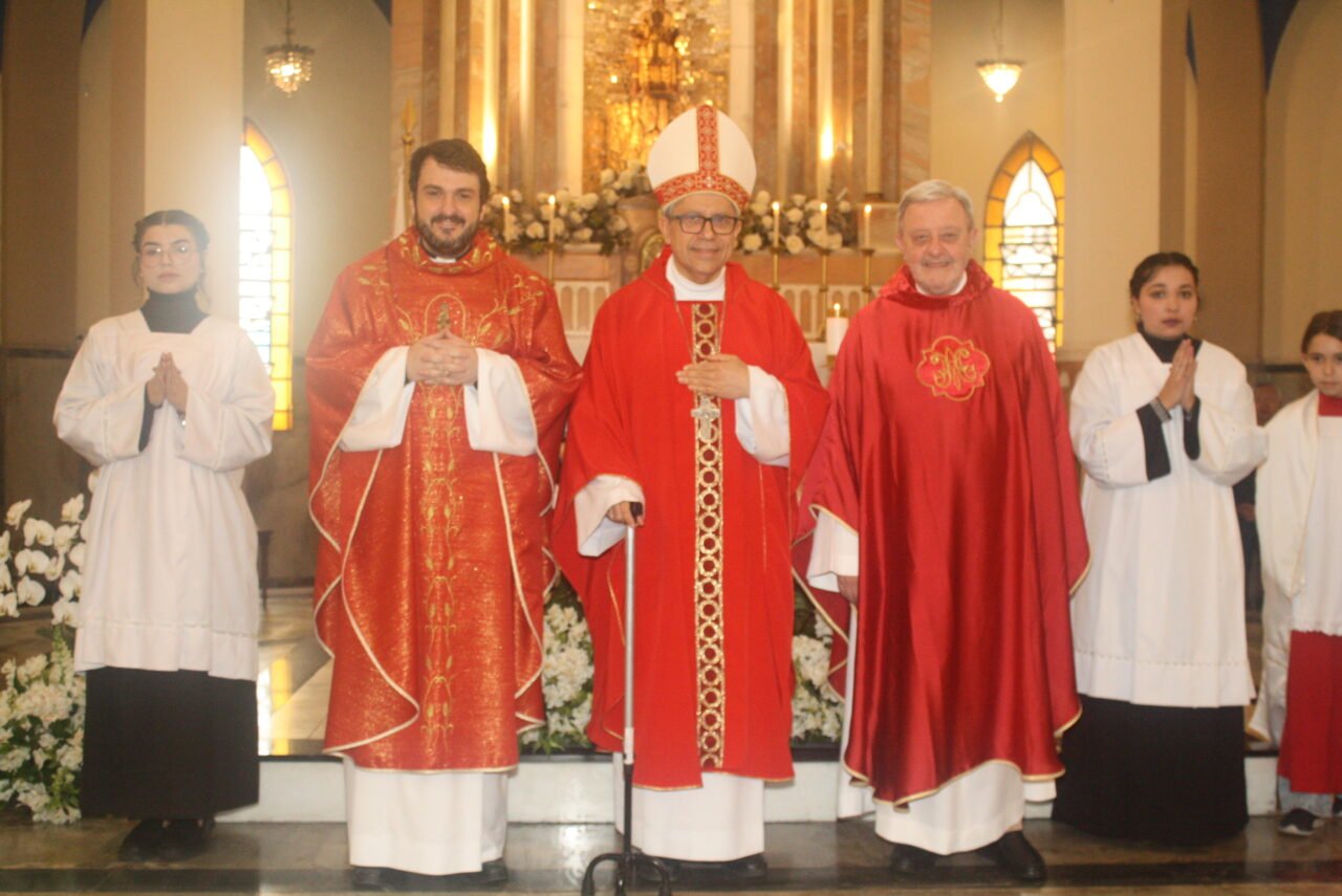 Padre José Rodolpho é apresentado como Vigário Paroquial da Paróquia Nossa Senhora do Monte Serrate - Jornal O São Paulo