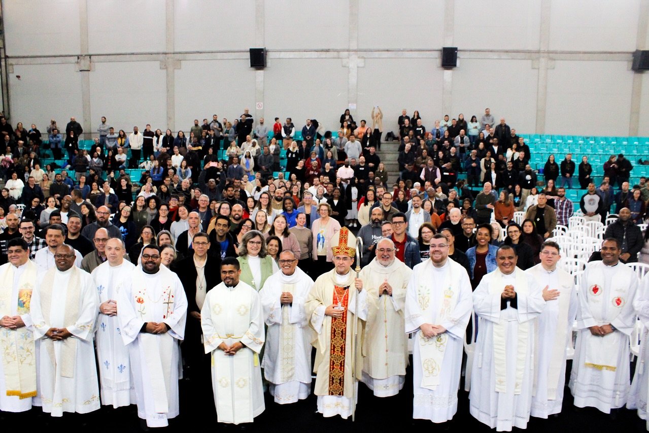 Novas comunidades do Regional Sul 1 realizam congresso estadual - Jornal O São Paulo