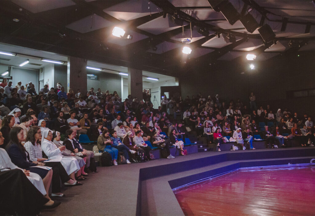 Congresso da CRB debate inteligência artificial, inovação e desafios da comunicação na Igreja - Jornal O São Paulo