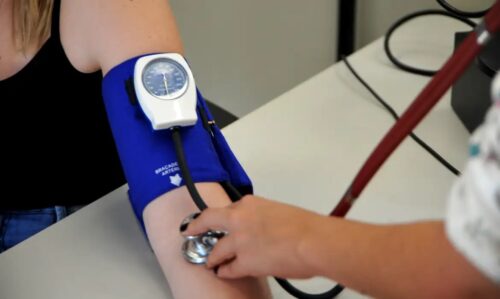 Pressão 12 por 8 passa a ser considerada pré-hipertensão - Jornal O São Paulo