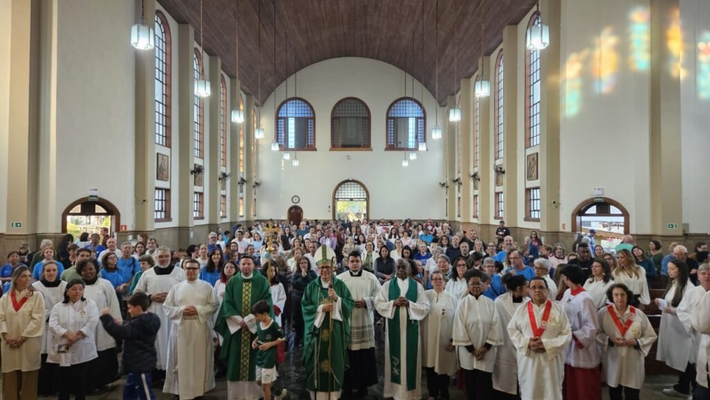 No Ano Jubilar, catequistas peregrinam à Igreja Nossa Senhora de Fátima  - Jornal O São Paulo