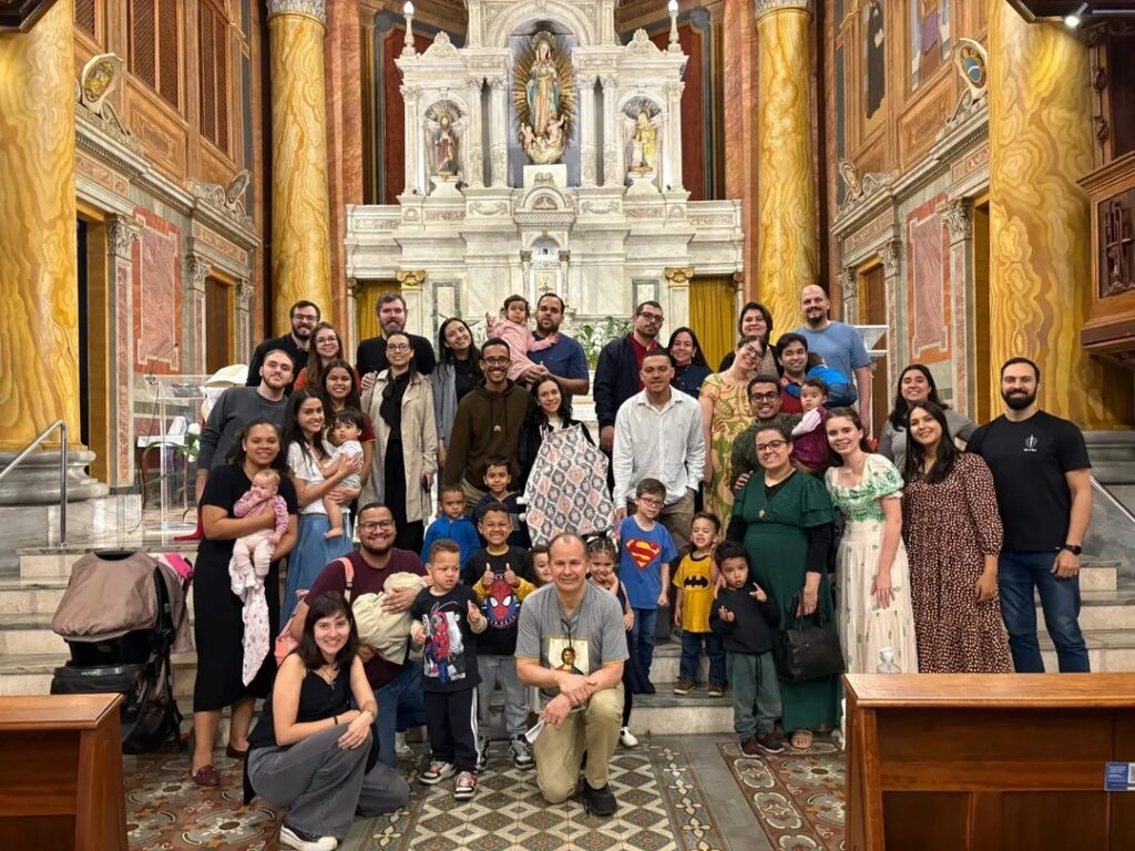 Semana na Região Sé é marcada por crismas, peregrinações e ações sociais - Jornal O São Paulo