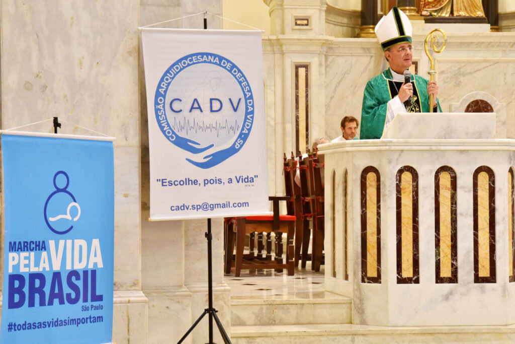 Peregrinos de esperança marcham pela vida na zona Norte da capital - Jornal O São Paulo