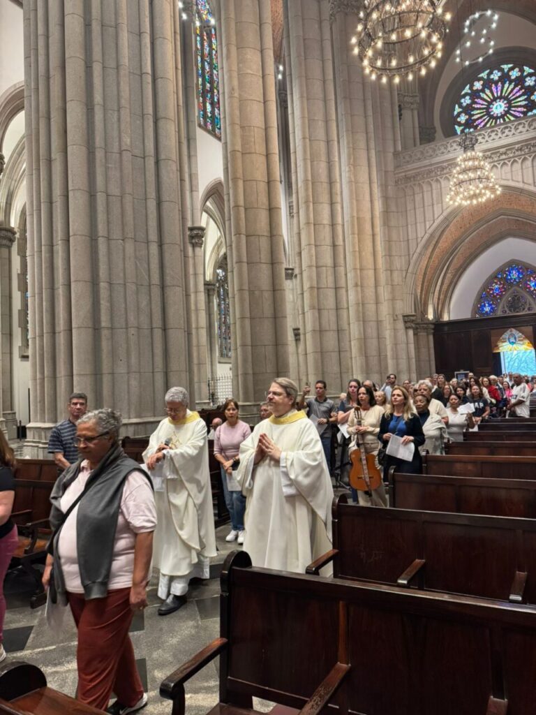Peregrinações e Crismas são destaques da semana em Santana - Jornal O São Paulo