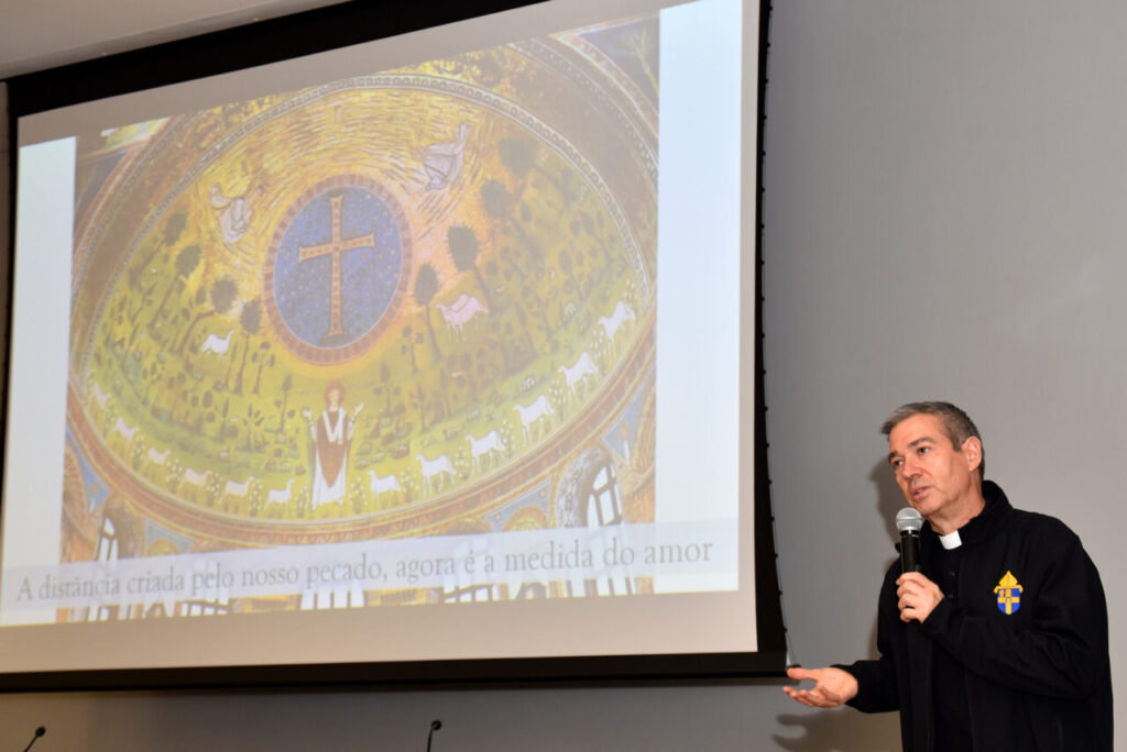 Monsenhor Jordi reforça o compromisso da Igreja com a tutela de menores e adultos vulneráveis  - Jornal O São Paulo