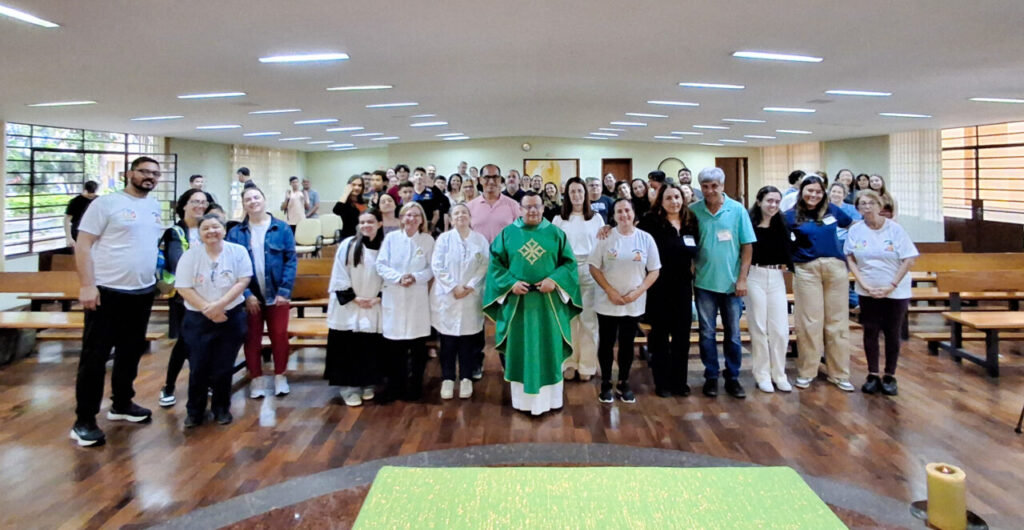 Dom Edilson de Souza Silva preside missa em sufrágio das almas de membros e colaboradores da Ages já falecidos - Jornal O São Paulo