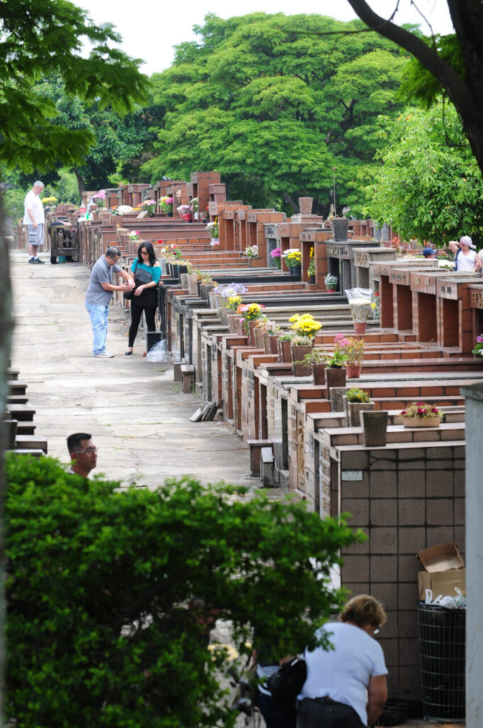 ‘Dia de Finados’: católicos em oração pelos falecidos e confiantes na vida eterna - Jornal O São Paulo