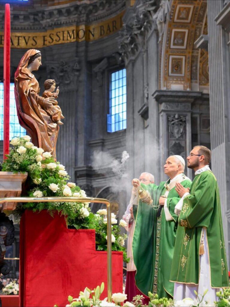 ‘A regra suprema da Igreja é o amor: todos somos chamados a servir’ - Jornal O São Paulo