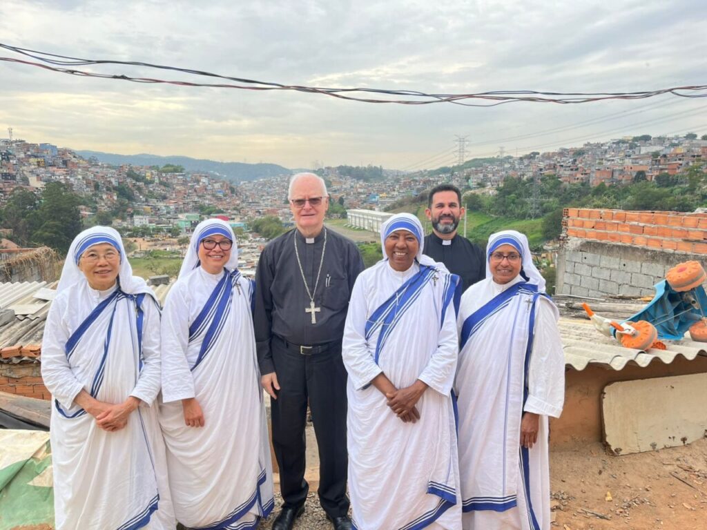 Dom Odilo abençoa a nova casa da Congregação das Missionárias da Caridade - Jornal O São Paulo