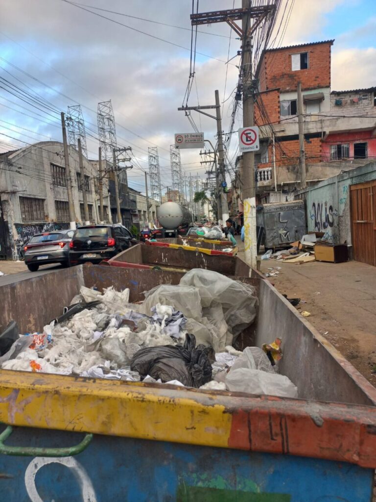 Na zona Leste, o lixo ainda é um ‘vizinho indesejado’ - Jornal O São Paulo