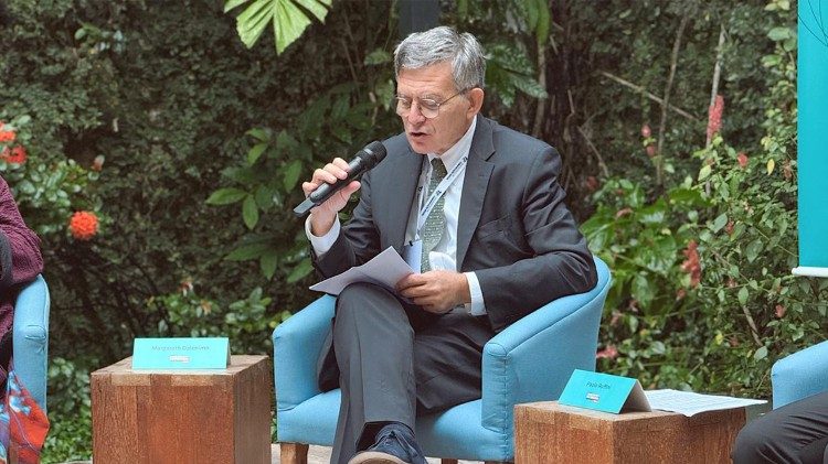 De IA à solidão digital: Paolo Ruffini reflete comunicação em seminário no Rio - Jornal O São Paulo