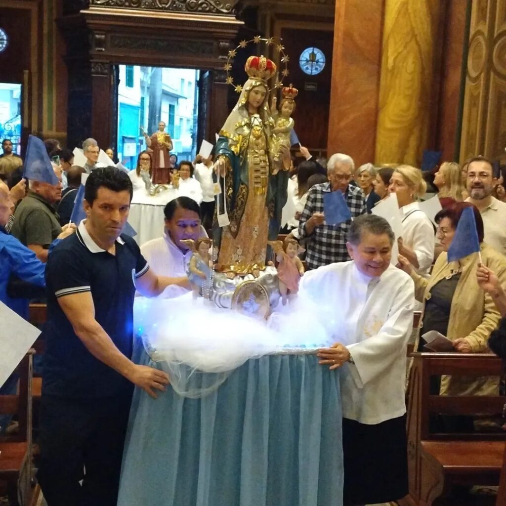 Múltiplas atividades mobilizam fiéis em paróquias da Região Sé - Jornal O São Paulo