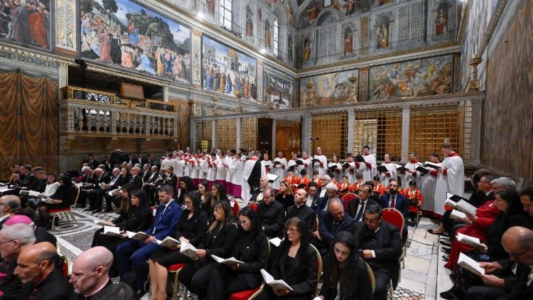 Papa e família real britânica fazem oração ecumênica na Capela Sistina - Jornal O São Paulo