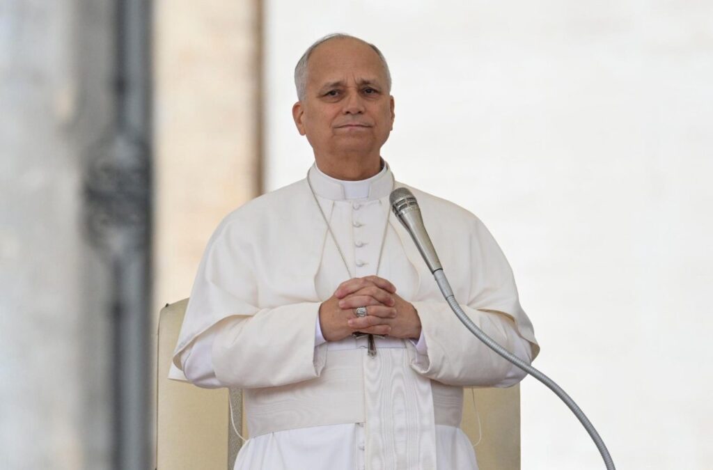 Leão XIV: o amor gera diálogo e paz; a Igreja rejeita o antissemitismo - Jornal O São Paulo