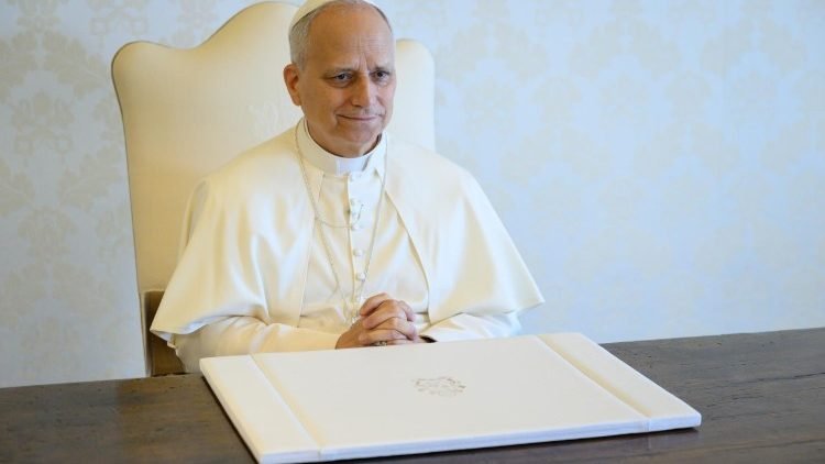 Papa: ajudem-me a ajudar os missionários em todas as partes do mundo - Jornal O São Paulo