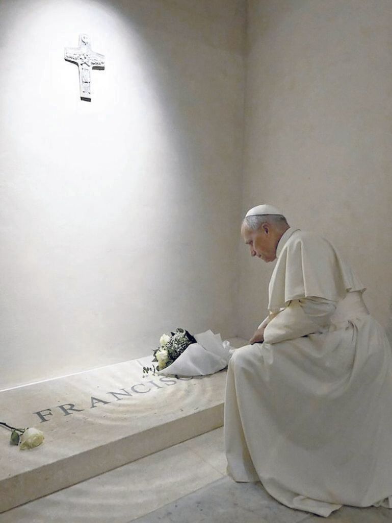 Papa Leão XIV celebra a esperança pascal dos fiéis defuntos - Jornal O São Paulo