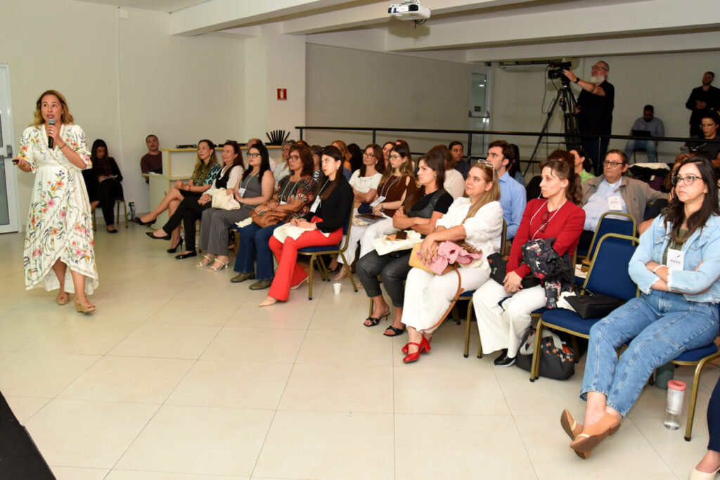 Congresso sobre medicina natural destaca a santa pioneira em saúde integral - Jornal O São Paulo