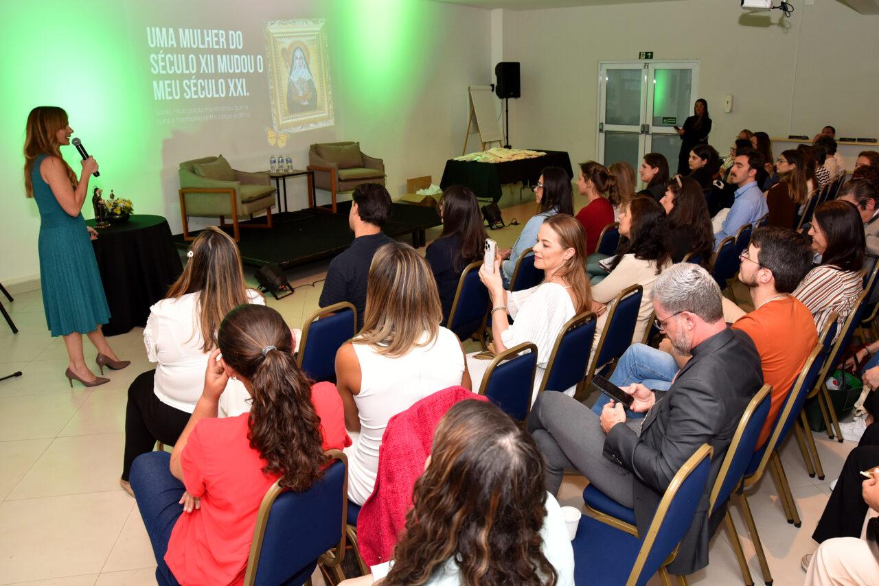 Congresso sobre medicina natural destaca a santa pioneira em saúde integral - Jornal O São Paulo