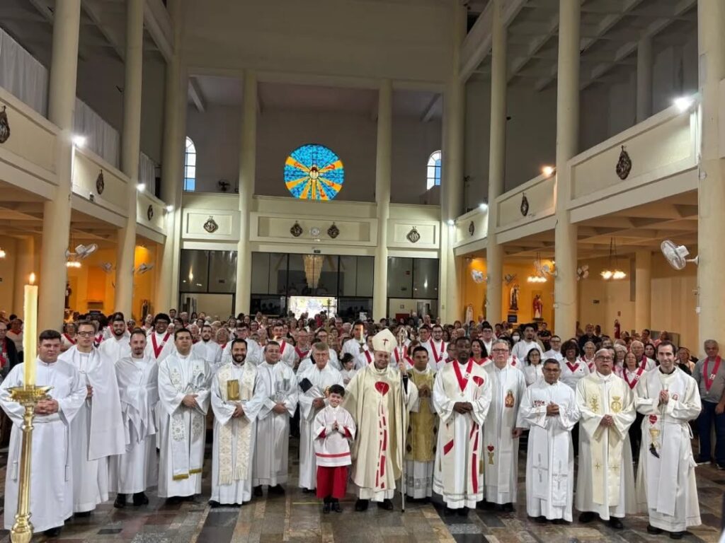 Em missa com o Apostolado da Oração, Dom Cícero exorta: ‘Não podemos nos acomodar em sermos apenas vivedores’ - Jornal O São Paulo