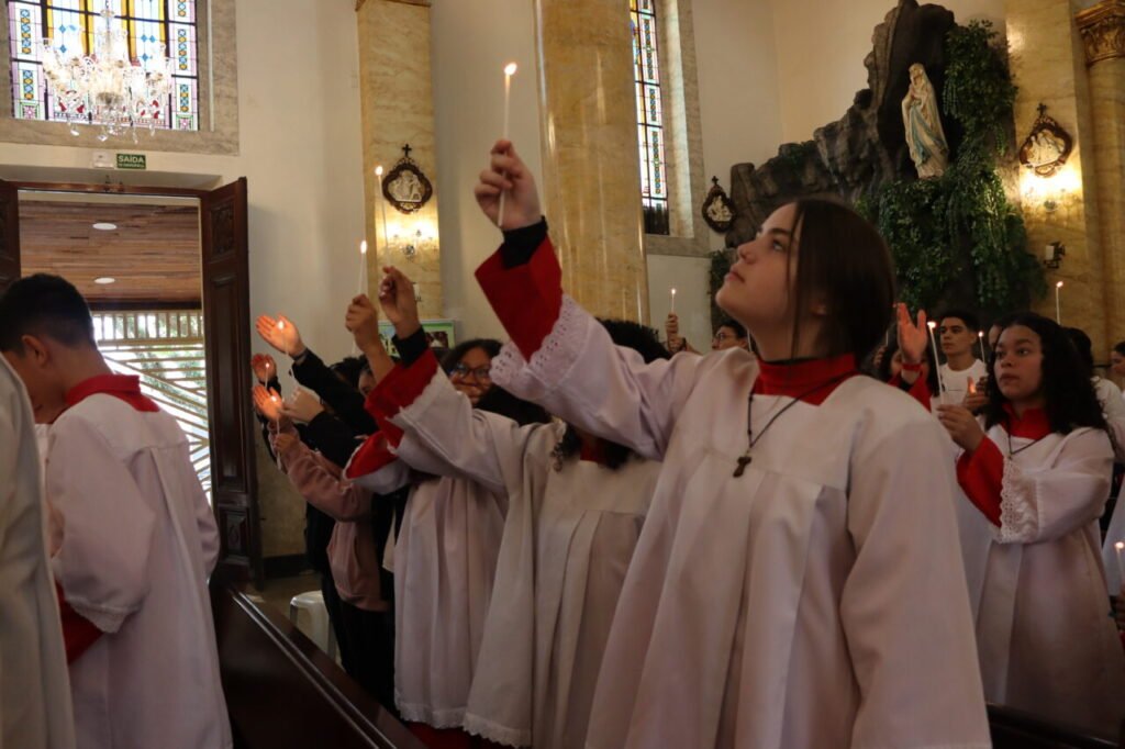 Dom Cícero aos coroinhas: ‘Ousem ser servidores da esperança’ - Jornal O São Paulo