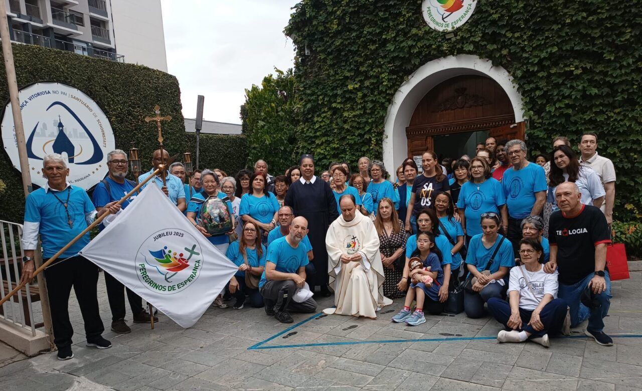 Fiéis da Paróquia Nossa Senhora da Saúde encerram peregrinações a igrejas jubilares - Jornal O São Paulo