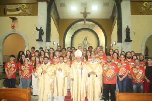 Dom Edilson preside missas com Crismas em 4 paróquias da Região Lapa - Jornal O São Paulo