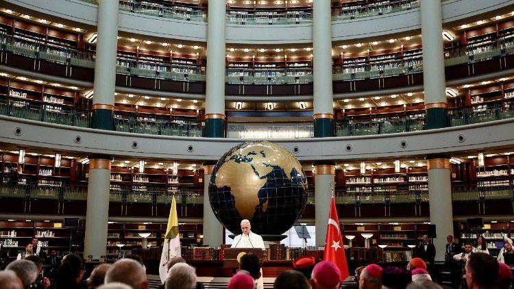 Leão XIV: que a Turquia esteja a serviço de uma paz justa e duradoura - Jornal O São Paulo