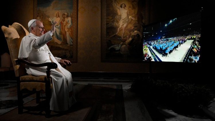 Leão XIV aos jovens: ‘Se quiserem ajudar a Igreja a se preparar para o futuro, comecem por se envolver hoje’ - Jornal O São Paulo