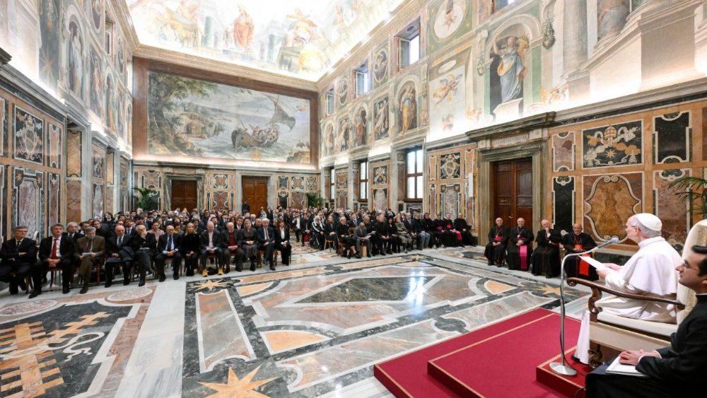 Papa Leão XIV ao mundo do cinema: a beleza não é apenas evasão, mas acima de tudo invocação - Jornal O São Paulo