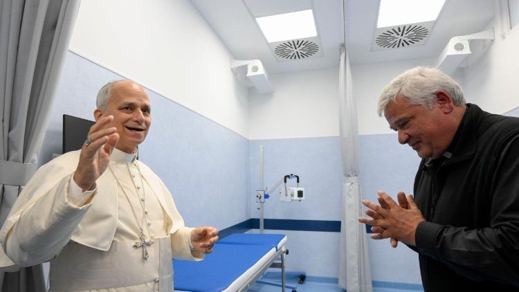 Papa inaugura ambulatório destinado aos pobres no Vaticano - Jornal O São Paulo