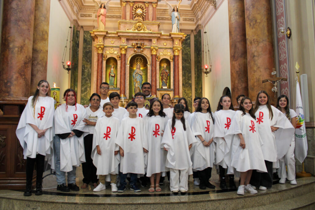 IAM, festas de Nossa das Graças e Crismas mobilizam paróquias na Brasilândia - Jornal O São Paulo