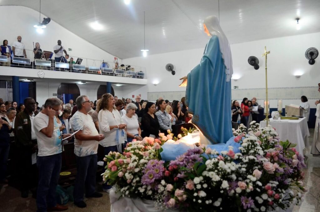 IAM, festas de Nossa das Graças e Crismas mobilizam paróquias na Brasilândia - Jornal O São Paulo