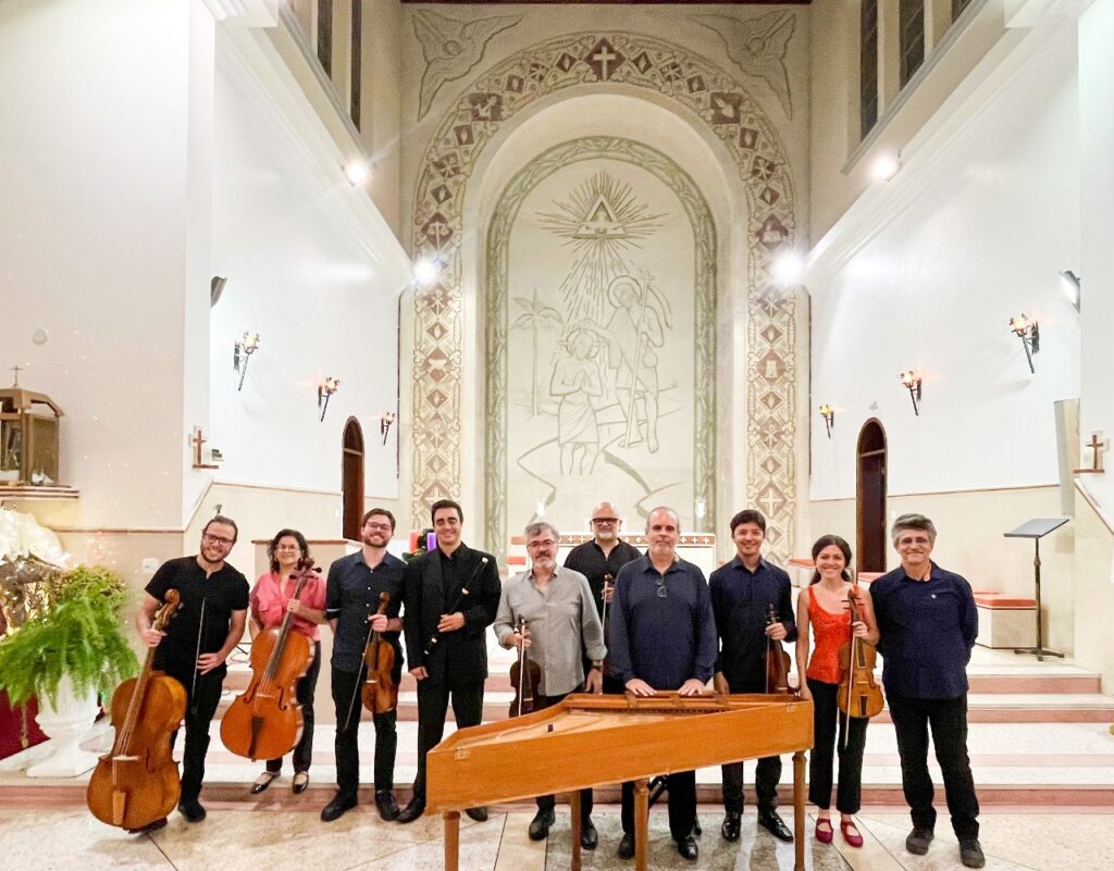 Na Lapa, Dom Edilson preside com Crismas, investe MESCs e missa do EJC - Jornal O São Paulo