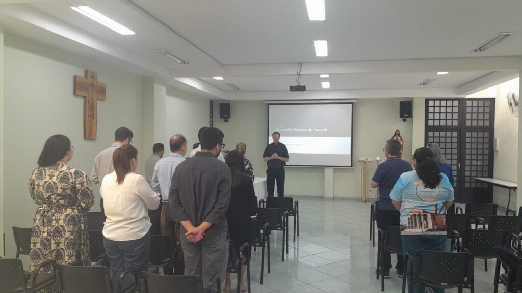 Na Região Sé, crismas, festas de padroeiro e retiro da Pastoral Familiar mobilizam fiéis - Jornal O São Paulo