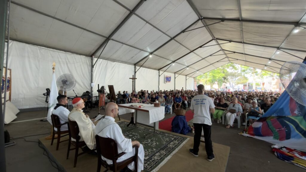 ‘O Filho de Deus veio ao nosso encontro para nos dar coragem’ - Jornal O São Paulo