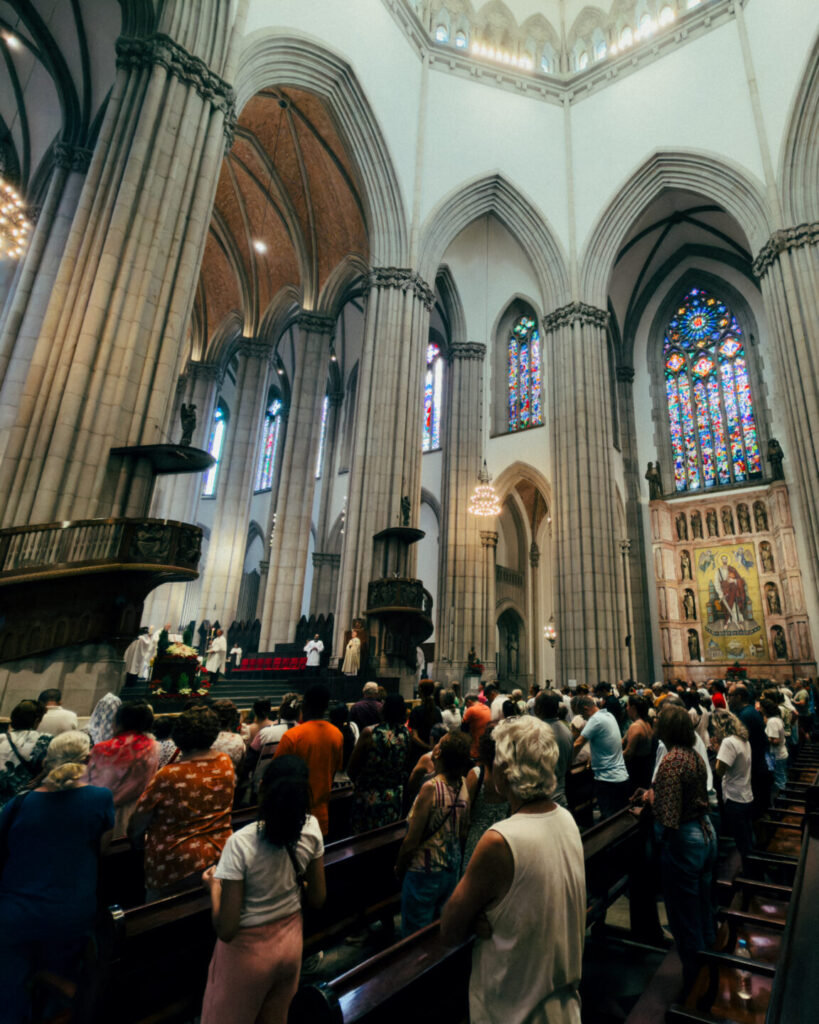 ‘A Palavra eterna de Deus não passa’, diz Cardeal Scherer na última missa do ano na Catedral da Sé - Jornal O São Paulo