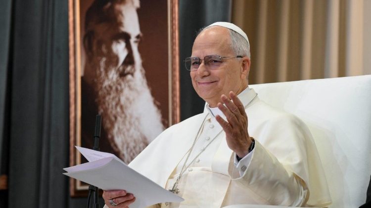 ‘Não podemos esquecer os mais frágeis’, enfatiza Leão XIV em visita ao Hospital de la Croix - Jornal O São Paulo