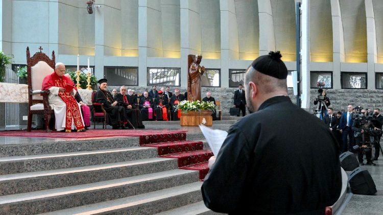 ‘Vocês são construtores de esperança e caridade’, diz Papa à comunidade católica no Líbano - Jornal O São Paulo