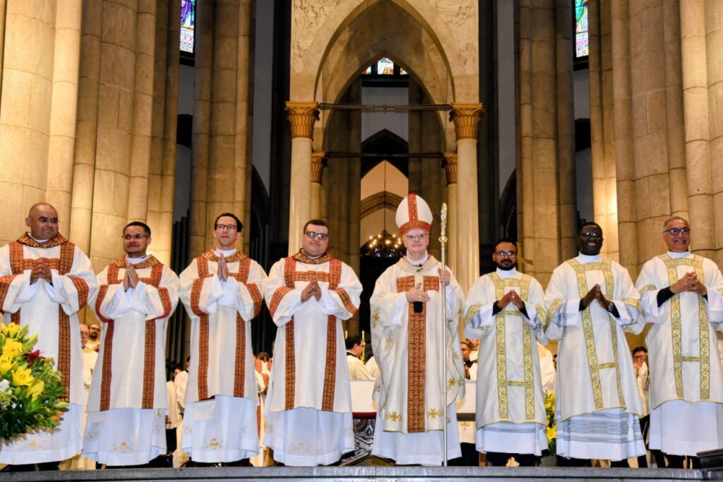 Dom Odilo ordena 7 diáconos: servidores da Palavra, do altar e da caridade - Jornal O São Paulo