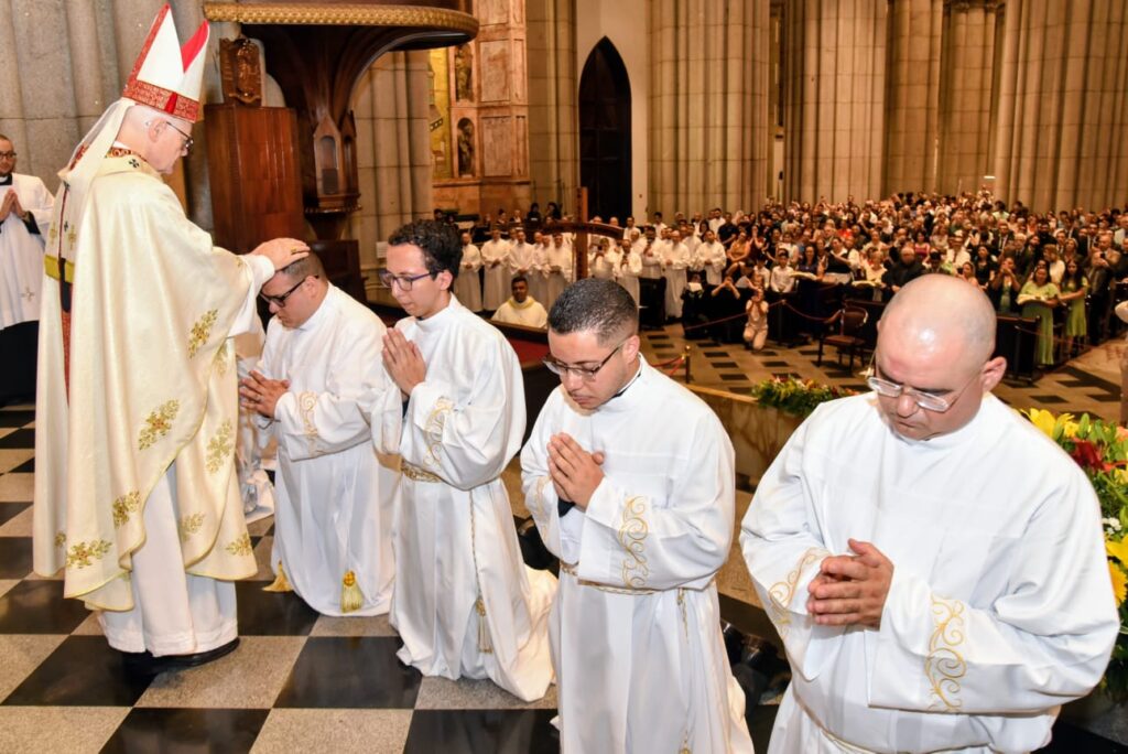 Diácono seminarista Vinícius Pinheiro deseja ‘anunciar as maravilhas de Deus’ - Jornal O São Paulo