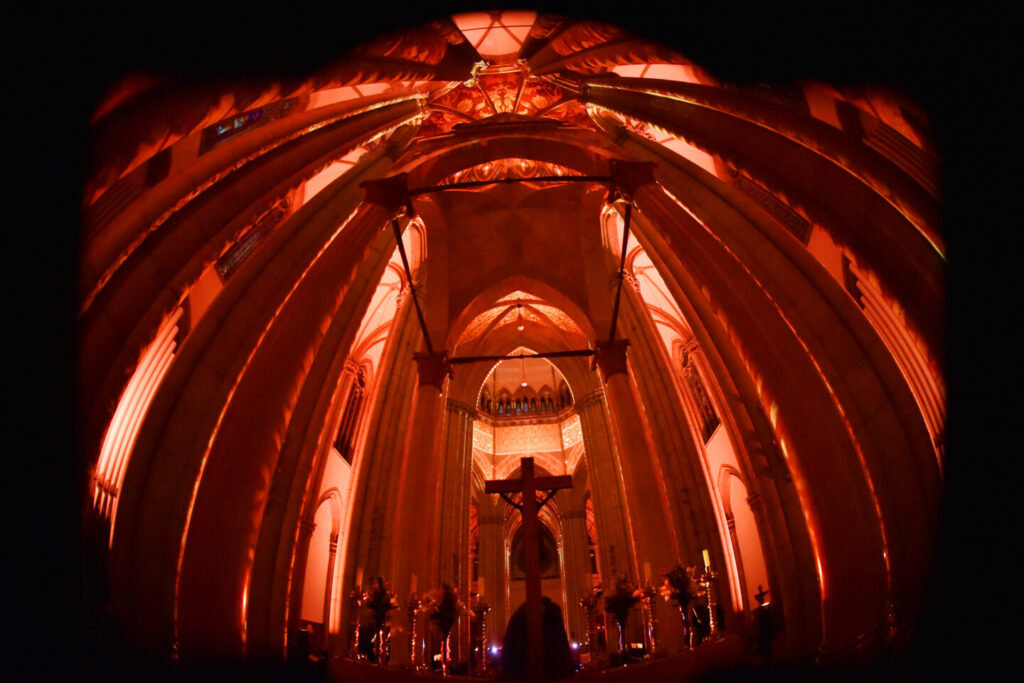 Luminiscence convida o público a percorrer a história da Catedral da Sé e da cidade - Jornal O São Paulo