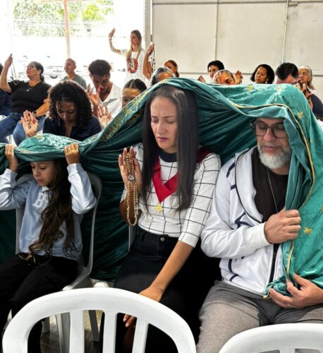 Manto peregrino de Nossa Senhora de Guadalupe visita a Região Lapa